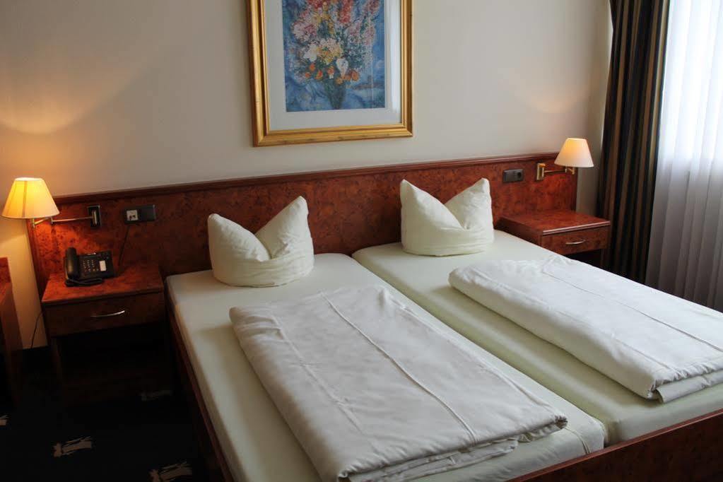 Altstadt Hotel St. Georg Дюссельдорф Экстерьер фото